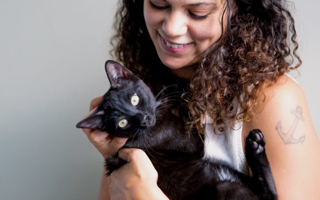 Can’t Do Cat or Dog Boarding? Try a Pet Sitter!